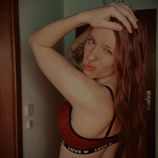 honneybunnyyy avatar