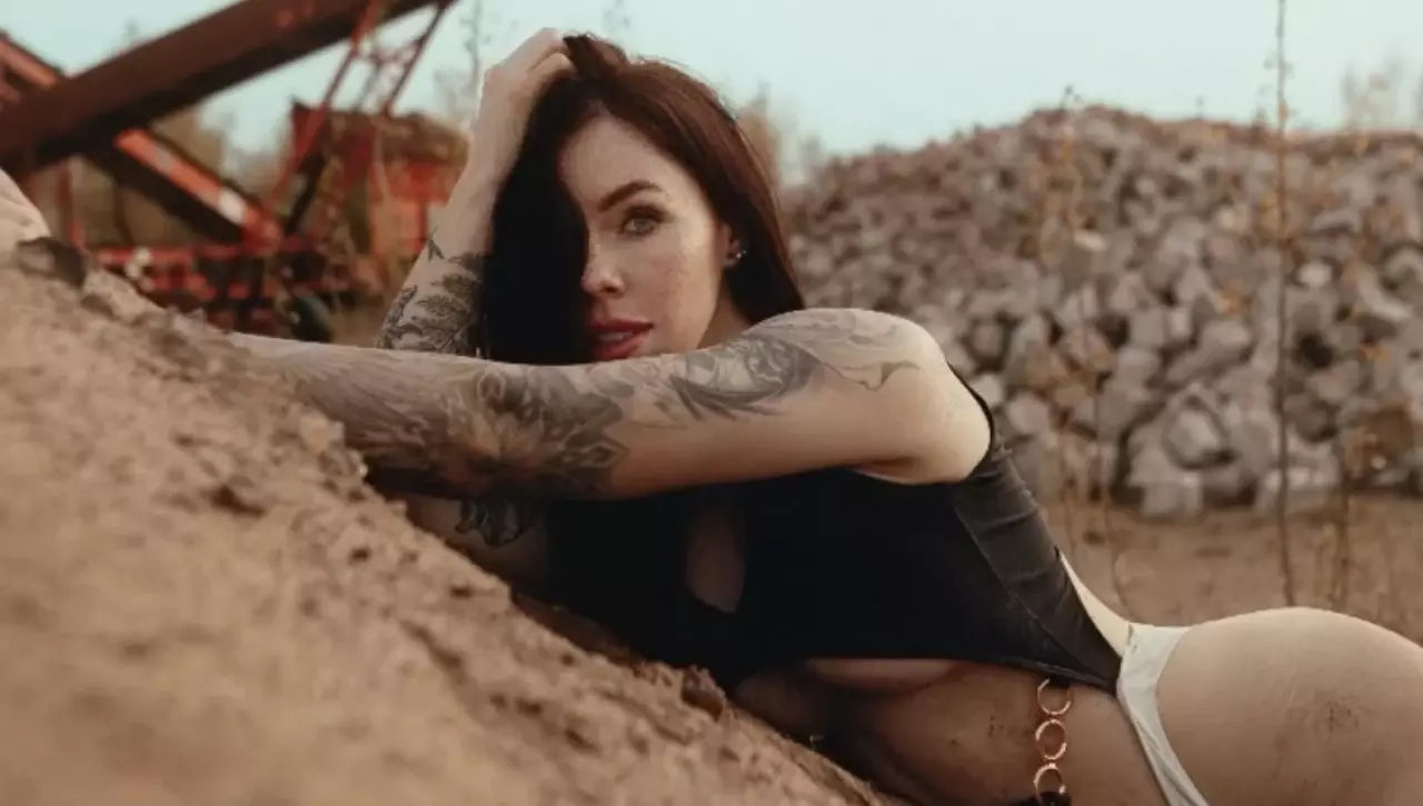 Cover photo of annawolfskin