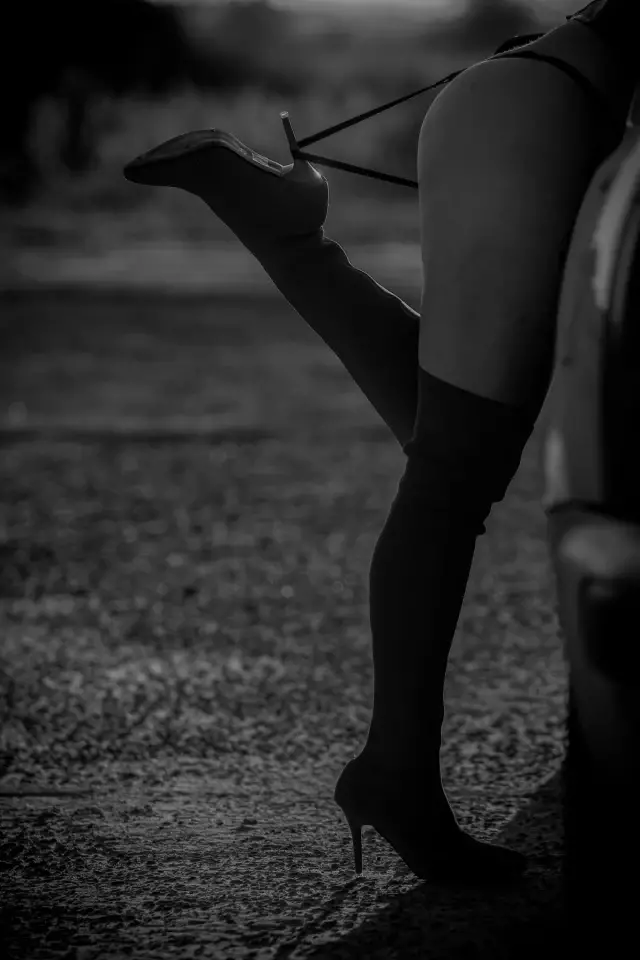 Cover photo of pictures_moments