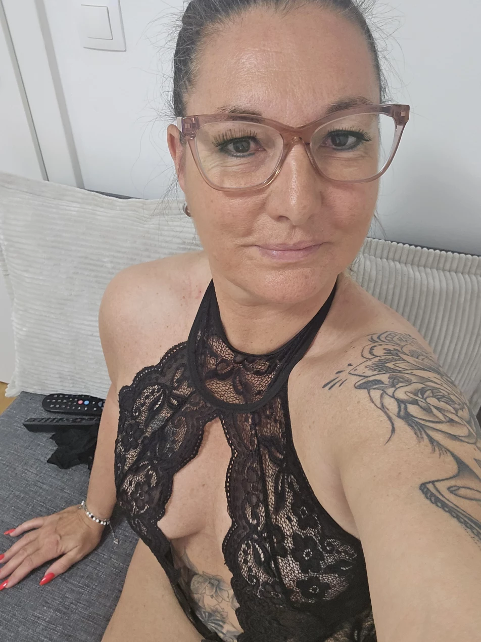 Cover photo of sensualbabsi