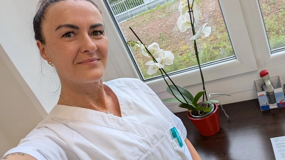 Cover photo of wet_lana