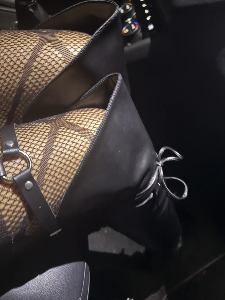 Cover photo of zora-enn